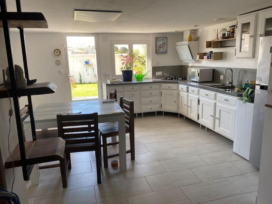 Maison De Famille Ile De Re Holiday home *